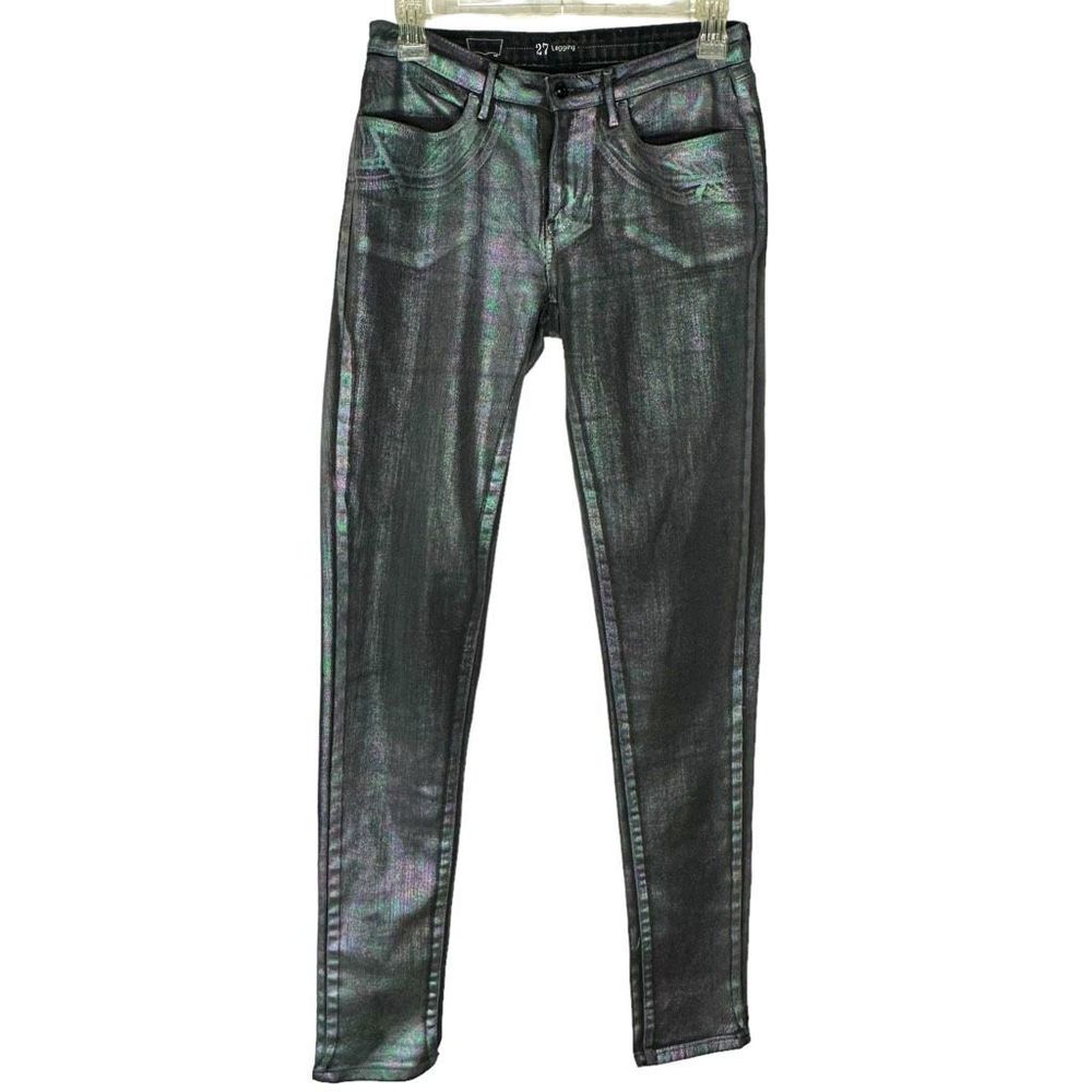 Levi’s Women’s Size 27 Oil Slick Coated Denim Low Rise Skinny Jeans EUC